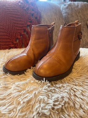 Classic Tan Brown Ankle Boots